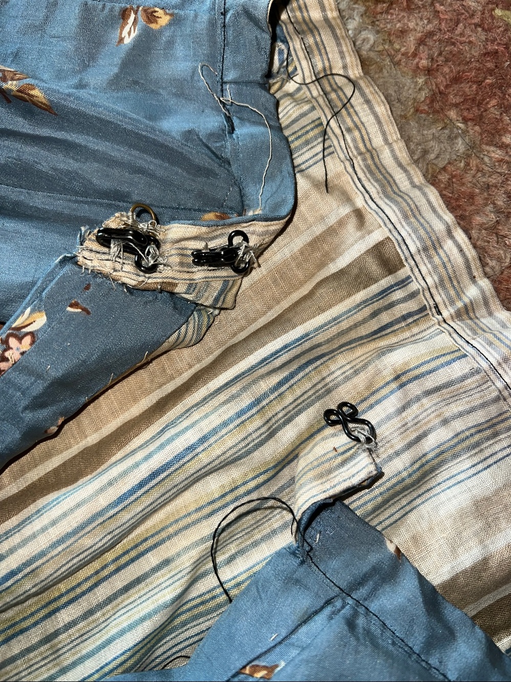 Antique 1900s Victorian Dress with bustle - Picture 13 of 14
